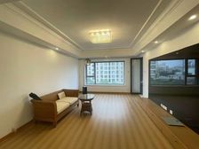 人车分流,低于市场 送产权车位,看万里中央绿地花园,