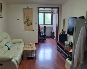 世纪村东区南北通透精装一居室 诚意出售