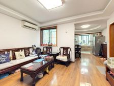 笋盘!苏州河畔,中间楼层,花园位置,户型方正,诚售