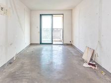 顶楼 毛坯房,满五年,诚心出售,地铁22号线,山姆会员店