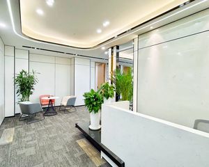 躺平拿租开启无忧人生、城南孵化园、三地铁交汇、黄金口岸市政府