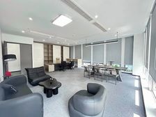 出租智慧园800平整层!三面采光多个隔间带家具得房率高随时看