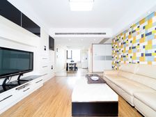 新上房源 全屋中央空调地暖 飞机户型 楼层好 可拎包入住