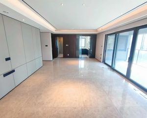 有钥匙 从未入住 现在急用钱 全屋中央空调 新风 2梯2户