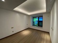 中骏世界城!自带地暖!淡季优惠力度大!接送看房!地铁商业齐全