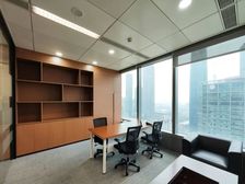 珠江新城 正南向 带阳台 豪华装修 300方带家具 定制装修