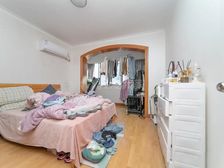 房东要求接受490再看房,电梯大一房一厅,户型好,视野棒