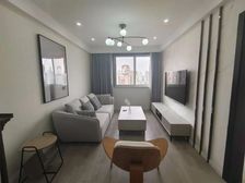 好房难求!本月必售 (业主出国急抛)产权清晰! 交通便利 !