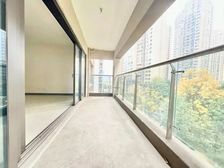 蒙小新!中洲二期可交易!纯板式南北通透楼层好!有车位可随时看