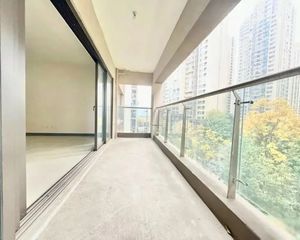 蒙小新!中洲二期可交易!纯板式南北通透楼层好!有车位可随时看