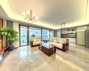 新上急卖武侯金茂府一期 3室2厅 南