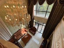 二手买进全新装修 拎包入住 中心位置 接受置换 价格好谈!