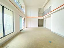 新上,公园地铁旁,改善大复式,实得240,可三代同堂,随时看