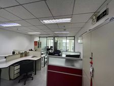 朝阳门泛利大厦100平带家具 南向 近朝外men悠唐丰联联合