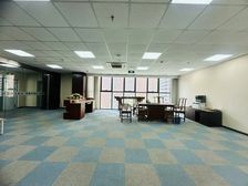 可定制装修!价格挑战亦庄最底!品质好位置好!更多房源打电话