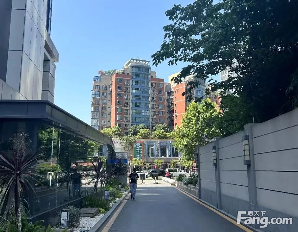 小区相关图