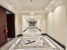 新上铁建西派澜岸 大平层 三面采光 正朝南 4房加一书房!!