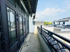 新力上海柳岸春风 小房子大花园 南北通透 密度低 高绿化