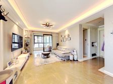 2018年次新小区+南北通的户型+高区楼层+视野一望无际