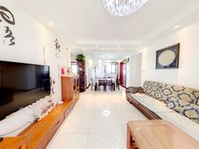 社区景观优美,好房稍纵即逝!