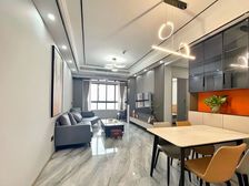 东区奕翠园!只住2个月!亏本急售130w可以卖!带产权车位!