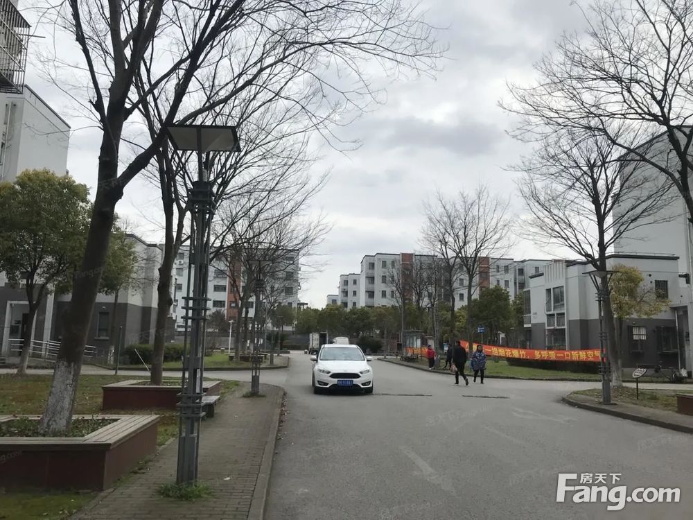 小区相关图