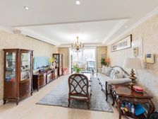 美丽园 3室2厅2卫 主卧朝南 卫生间全明