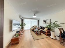 金坤花园南北通透大2房,送一楼花园,精装修自住保养好