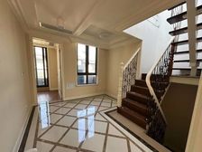 保利艾庐 151.56平4居 南北向简装修 自住保养好急售!