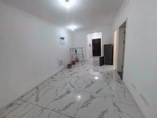 大爱城一房,精装带地暖,靠近商业街看房方便有钥匙