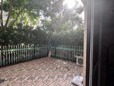 崇明绿地长岛精装可拎包入电梯房南北通透住满五 诚意出售