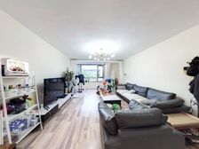 南北通透 四跃五 把边位置有L台 恋日绿岛