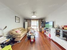 繁华地段双卫设计,近地铁电梯高区,户型通透急售出价就卖