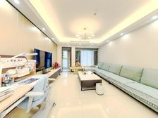 保利时代南区改善大四房,户型少有 自住精装修,一切风景尽收眼