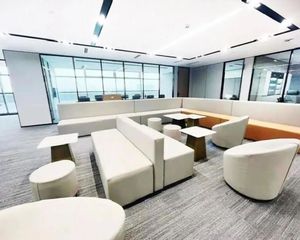 地铁口 名流未来大厦169平处理资产 邻城南大道 搜宝商务