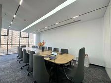 物业直租 国航世纪大厦300平丨全新装修丨双面采光落地窗