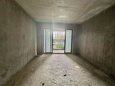 逸骏星园 购物方便 交通便利 有电梯 医疗配套成熟 朝南