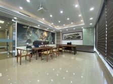 天安数码城写字楼 375平家具齐全 豪华装修 可直接办公