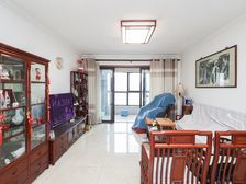 绿地华尔道60万新装四房,小区中间位置,满五且维一,景城可用