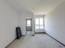 隆兴园三里 1室1厅 61.6平