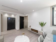 24万精装修+全明装修2房+采光好+一梯两户+业主诚心售