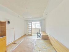 低于市场价80W!肇嘉浜路地铁口!两南一北三房, 价格可谈!