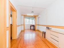 99年商品房,不靠轻轨,3楼,看房有钥匙,税费各付,接受置换