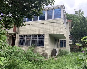 白云山庄独栋别墅,独立私家大花园,位置很好,业主诚售