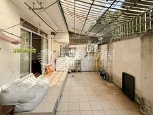 30平的大院子,全明户型,看房随时,天井可改阳光房,诚心出售