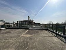 毛坯房毛坯房,环境,交通,购物都有一定优势!