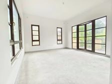 新出新小区独栋!1000平超大花园!西临河道!满五 税少!