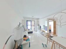 房东急售!价格可以大谈 中间楼层带车位有中央空调和地暖