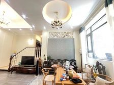 南沙奥园别墅 单边位 200方花园 全新装修 急售可谈价