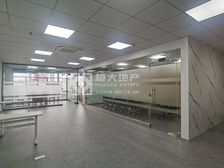 笋盘,低调中的奢华汇成大厦全新豪装185平,仅租6千,4加1